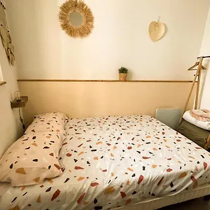 new-cosy-t2-idealement-situe-au-coeur-de-la-ville.fr-provencehotel.com/