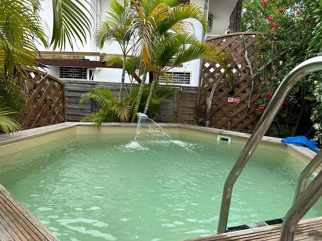 Tartane Beach Spa La Trinite